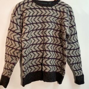 Cricketeer - Vintage Grandpa 100% pure virgin wool sweater    Size L
